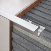 Z-Type trim for steps
